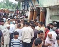 Barabanki News: स्कूल जा रहे दो मासूमों पर गिरी जर्जर दीवार, दोनों की मौत; तीन बच्चे गंभीर