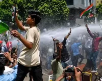 Bihar student protests : 70वीं BPSC को लेकर छात्र आंदोलन और तेज, CM आवास घेराव में तोड़े बैरिकेड; काटा जमकर बवाल 