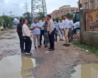 Kanpur News : बगिया क्रॉसिंग सड़क निर्माण में देरी पर भड़के नगर आयुक्त, ठेकेदार को लगाई फटकार
