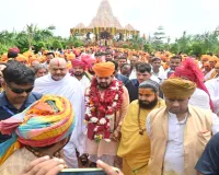 बृजभूषण सिंह ने रोड शो के जरिए दिखाई ताकत, साधू-संतों का लिया आशीर्वाद, अयोध्या से गोंडा तक गूंजा सत्यमेव जयते