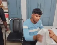 Raebareli News : लाइब्रेरी में पढ़ाई करने आए सिपाही पर हमला, विवाद के बाद सड़क पर दौड़ाकर पीटा