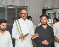  आरक्षण विरोधी आंदोलन कर रहे छात्रों से मिले डिप्टी CM ब्रजेश पाठक, कहा-केंद्र से बातचीत कर सुलझाएंगे मुद्दा