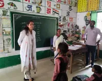 Shravasti News : प्राथमिक विद्यालय भिट्ठी का डीएम ने किया औचक निरीक्षण, कम मिली छात्रों की उपस्थिति तो जताई नाराजगी