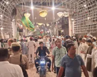 Bareilly News : जश्ने-ईद मिलादुन्नबी, 105 अंजुमनों के साथ निकला जुलूस-ए-मुहम्मदी, जगमगा उठा शहर 