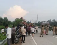 Lucknow Accident : ईंटों से लदी ट्रैक्टर-ट्रॉली पलटी, बाराबंकी के चार मजदूरों की दर्दनाक मौत; जानें कैसे हुआ हादसा
