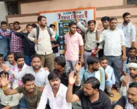 UPSRTC News: आउटसोर्स कंडक्टरों का फूटा गुस्सा, समान वेतन से लेकर संविदा नियुक्ति तक 5 बड़ी मांगें