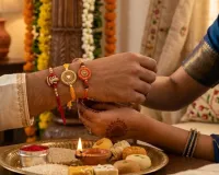 Raksha Bandhan 2026: लाल, पीली या केसरिया… किस रंग की राखी बांधना माना जाता है शुभ? जानें धार्मिक महत्व