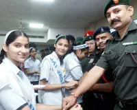 जब स्कूल की बेटियों ने जवानों को भेजीं 15 हजार राखियां, बोलीं- सीमा पर खड़े भाइयों को हमारा सलाम