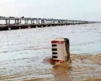 उफान पर सरयू-घाघरा :  अयोध्या के 11 गांव प्रभावित, बहराइच से बलिया तक राहत कैंपों में भीड़