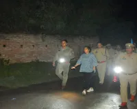 Sultanpur News : मां की डांट से नाराज होकर घर से निकली बालिका, 4 घंटे तक मचा हड़कंप; गली में सोती मिली तो परिजनों की लौटी सांस