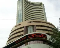 Stock market closed :  सेंसेक्स 374 अंक चढ़ा, रिलायंस और SBI ने संभाली बाजार की कमान; निफ्टी मामूली बढ़त के साथ बंद