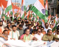 लखनऊ में तिरंगे के रंग में रंगा शहर, नगर निगम मुख्यालय से GPO तक निकली भव्य तिरंगा यात्रा