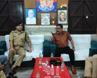 उर्से रजवी : बिहारीपुर पुलिस चौके पहुंचे डीएम और एसएसपी, भीड़ प्रबंधन, सुरक्षा-व्यवस्था का देखा हाल 