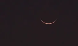 लखनऊ और अयोध्या में दिख गया चांद : कल से माह-ए- रमज़ान, बिखरी रौनक