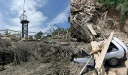 South Africa में निर्माणाधीन मंदिर ढहा... दो लोगों की मौत, मलबे में दबे कई लोग  