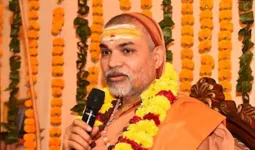 राहुल गांधी को शंकराचार्य की दो टूक, कहा- ‘हिंदू धर्मशास्त्रों पर भ्रम और असत्य प्रचार से बाज आएं’