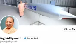 मुख्यमंत्री योगी ने X पर कवर इमेज बदली, ब्रह्मोस मिसाइल के साथ लगाई फोटो