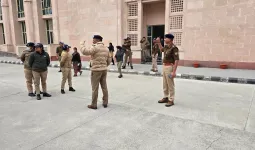 Uttrakhand: अब देहरादून कोर्ट को बम से उड़ाने की धमकी, घंटों चलाया सर्च ऑपरेशन