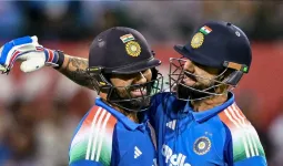 "उम्र कोई मायने नहीं रखती: धोनी बोले- रोहित-कोहली को खेलना जारी रखना चाहिए, भारत टी20 में साबित होगा 'डेंजरस'