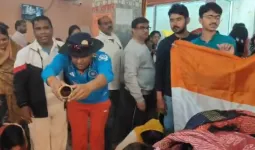 IND VS PAK: टीम इंडिया की जीत के लिये संगम नगरी में हुआ रुद्राभिषेक, हाथों में बैट-बॉल लेकर लगाए जयकारे 