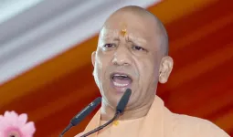 अफवाहों पर सख्त योगी सरकार : कड़ी कार्रवाई की दी चेतवानी, कहा- ईधन की कोई कमी नहीं, अतिरिक्त खरीदारी से बचें आमजन 