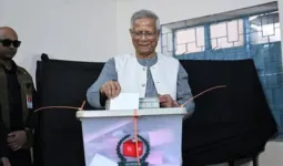 एक नया बांग्लादेश: अंतरिम सरकार के प्रमुख यूनुस ने किया मतदान, बोले -मनाएं राष्ट्र का जन्मदिन 