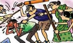 होली उत्सव के बीच लाठी-डंडों से जमकर हुई मारपीट,  हिंसक संघर्ष में बदली मामूली कहासुनी 