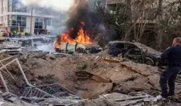  अबू धाबी में मिसाइल अटैक, मलबे की चपेट में आने से पांच भारतीय घायल, भारतीय दूतावास ने जताया शोक 