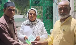 Bareilly : हज पर जा रहीं नगमा किन्नर, बोलीं-देश की तरक्की और भाईचारे के लिए मांगूंगी दुआएं 