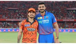 आईपीएल 2026 : सनराइजर्स हैदराबाद के खिलाफ दिल्ली कैपिटल्स ने टॉस जीतकर चुनी फील्डिंग