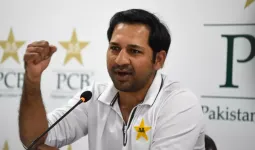 बांग्लादेश दौरे के लिये अब्बास की पाकिस्तान टीम में वापसी, सरफराज बने मुख्य कोच