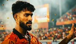 13 साल की उम्र में लेदर बॉल भी नहीं जानते थे, आज प्लेयर ऑफ द मैच बन गए, जानें प्रफुल हिंगे की पूरी कहानी