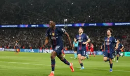 चैंपियंस लीग में गोल वर्षा: पीएसजी ने सेमीफाइनल का पहला चरण 5-4 से जीता 