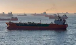 ईरान ने Strait of Hormuz खोला! प्रतिदिन 10 जहाजों को अनुमति, सुपरटैंकर पर 20 लाख डॉलर का लगा शुल्क