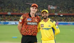 आईपीएल 2026 : हैदराबाद के खिलाफ चेन्नई ने टॉस जीतकर पहले बल्लेबाजी का किया फैसला, दोनों टीमें इस प्रकार... 