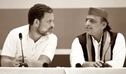 सामयिकी : यूपी चुनाव की तैयारियों के बीच विपक्ष में खींचतान