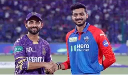 IPL 2026 : दिल्ली कैपिटल्स के खिलाफ केकेआर ने जीता टॉस, पहले गेंदबाजी का लिया फैसला 