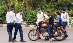 ऑपरेशन प्रहार:  एक दिन में 253 वाहनों का चालान, नो पार्किंग, रैश ड्राइविंग और गलत नंबर प्लेट वालों पर शिकंजा
