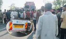 UP: लखीमपुर खीरी में भीषण हादसा, ट्रक और मैजिक की भिड़ंत में दो महिलाओं समेत नौ की मौत