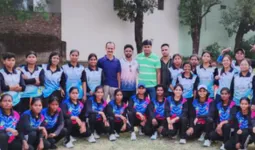 यूपी की बेटियों ने किया कमाल, Tennis Ball Cricket Championship में लगातार छठी बार विजेता बन रचा इतिहास