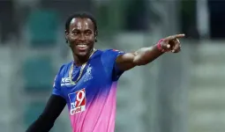  IPL 2026 :  पर्पल कैप दौड़ में जोफ्रा आर्चर की लंबी छलांग, मुम्बई को बड़े झटके देकर टीम को प्लेऑफ में पहुंचाया 