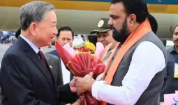वियतनाम के राष्ट्रपति तो लाम पहुंचे गयाजी,  मुख्यमंत्री सम्राट चौधरी ने की अगवानी, दौरे को बताया 'ऐतिहासिक'