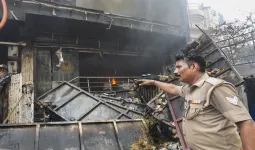 अलीगंज अग्निकांड: LDA उपाध्यक्ष का बड़ा एक्शन, तत्कालीन विहित प्राधिकारी समेत 18 इंजीनियरों पर कार्रवाई की संस्तुति