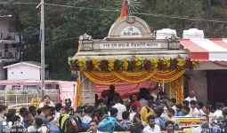 Kaichi Dham Foundation Day: बाबा नीम करौली के दर्शन को उमड़ा जनसैलाब, दोपहर तक 1 लाख से अधिक भक्तों ने टेका मत्था