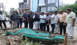 Kanpur News : सांसद रमेश अवस्थी ने CM ग्रिड की सड़कों का किया निरीक्षण, अधिकारियों को गुणवत्ता और समयसीमा पर सख्त निर्देश