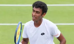 Wimbledon Juniors 2026: 36 साल बाद विंबलडन में गूंजा भारत का नाम! आखिर कौन हैं अर्णव पापरकर, जिन्होंने रच दिया इतिहास?