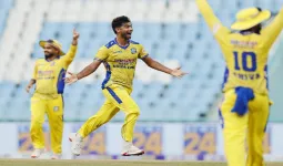 UP T20 League: अजीत वर्मा और अभिनंदन सिंह चमके, लखनऊ फाल्कन्स ने डीएलएस से नोएडा किंग्स को 12 रन से हराया