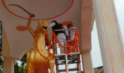 वीरांगना अवंतीबाई लोधी की जयंती पर अखिलेश यादव ने किया नमन, प्रतिमा पर माल्यार्पण कर याद किया बलिदान