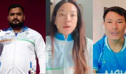  CWG 2026: भारत लौटे पदक विजेताओं का हुआ ग्रैंड वेलकम, एयरपोर्ट पर उतरते ही गोल्डन गर्ल मीराबाई चानू बोलीं-गर्व का पल