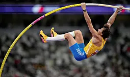 ट्रैक से म्यूजिक तक मोंडो डुप्लांटिस का जलवा! ओलंपिक चैंपियन के गाने ‘Gold’ को मिला वर्ल्ड एथलेटिक्स का बड़ा सम्मान